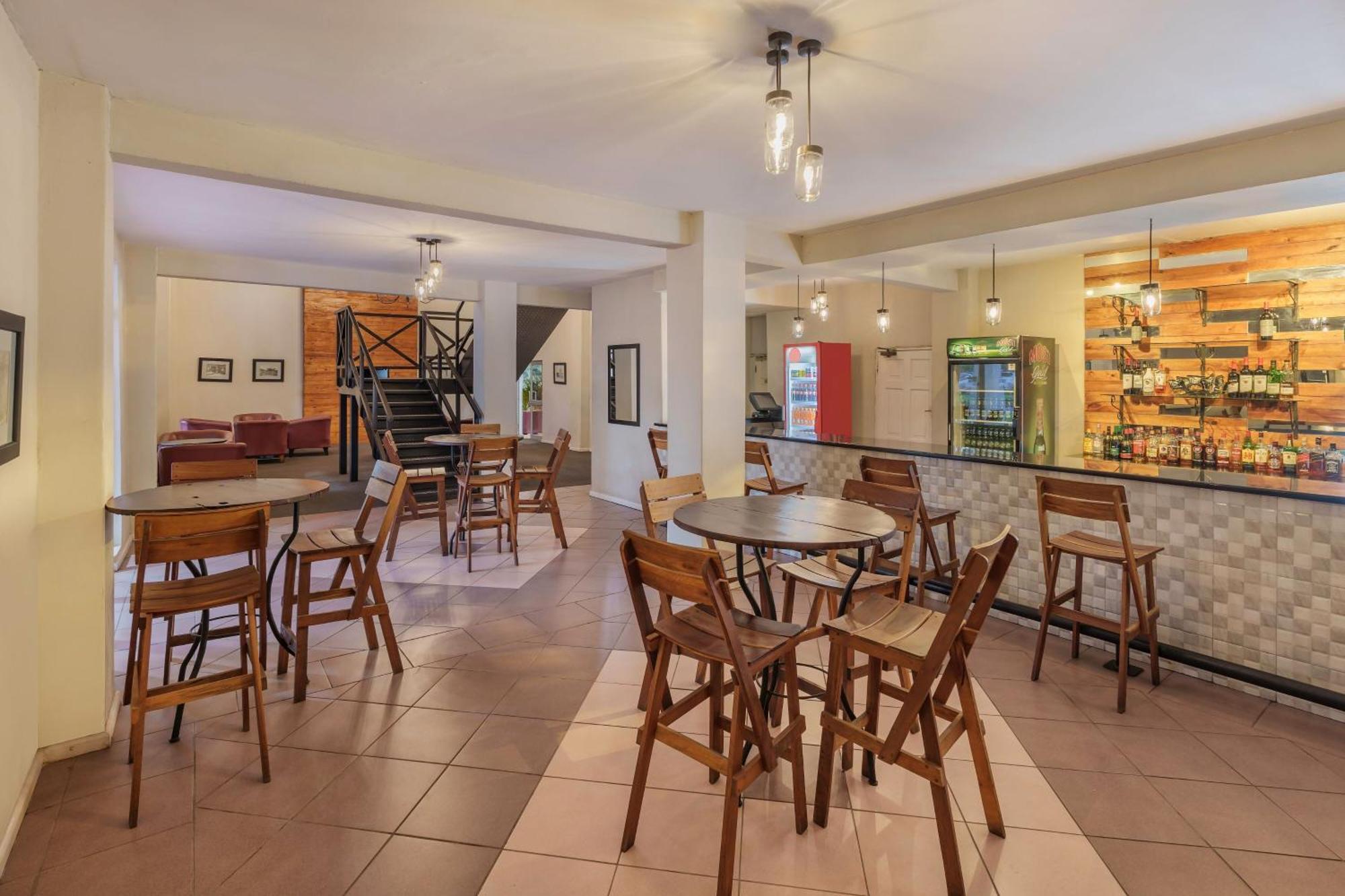 Protea Hotel By Marriott Чингола Екстериор снимка