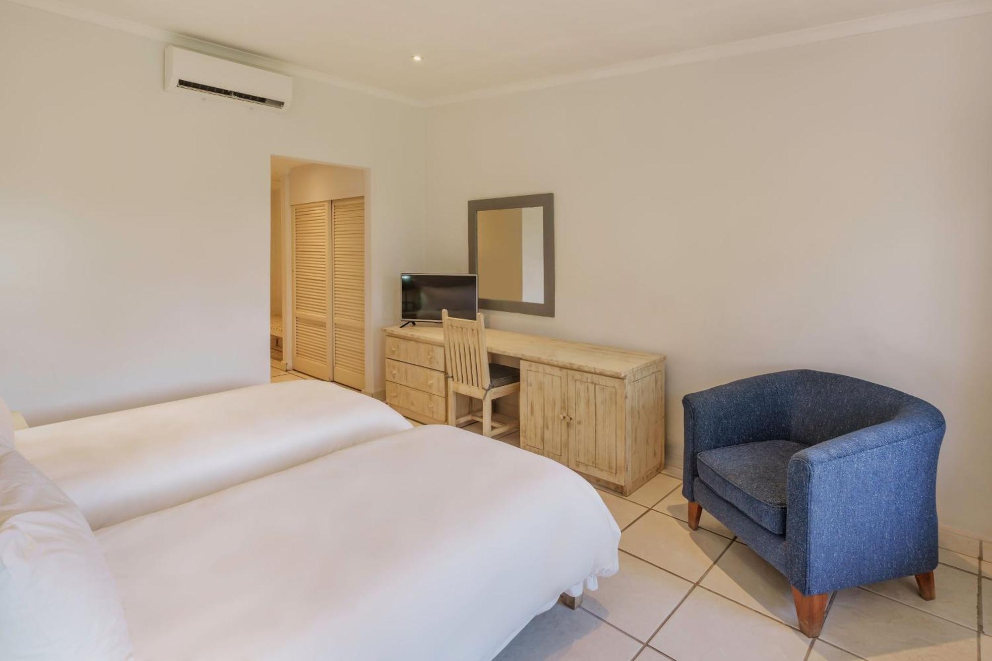 Protea Hotel By Marriott Чингола Екстериор снимка