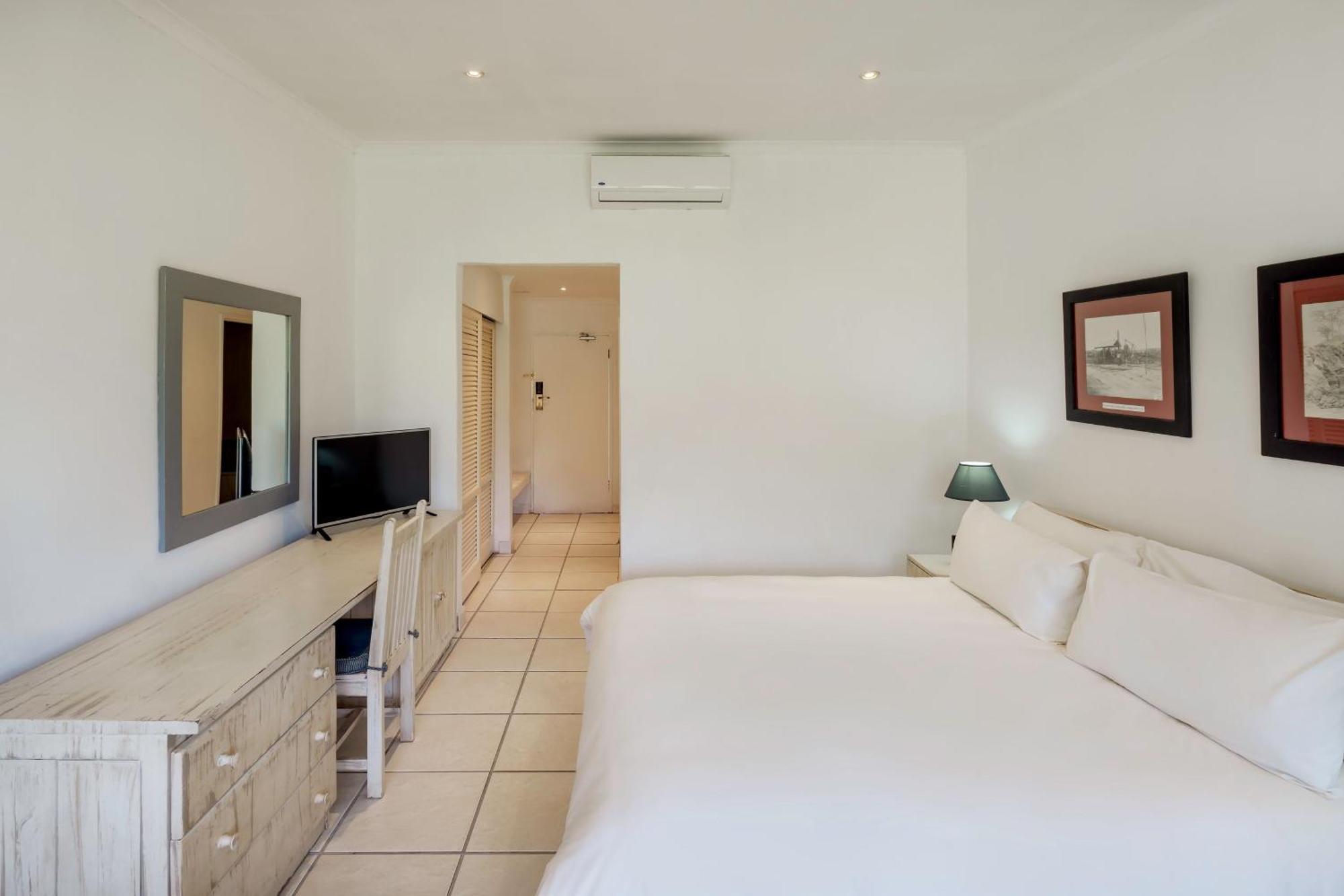 Protea Hotel By Marriott Чингола Екстериор снимка