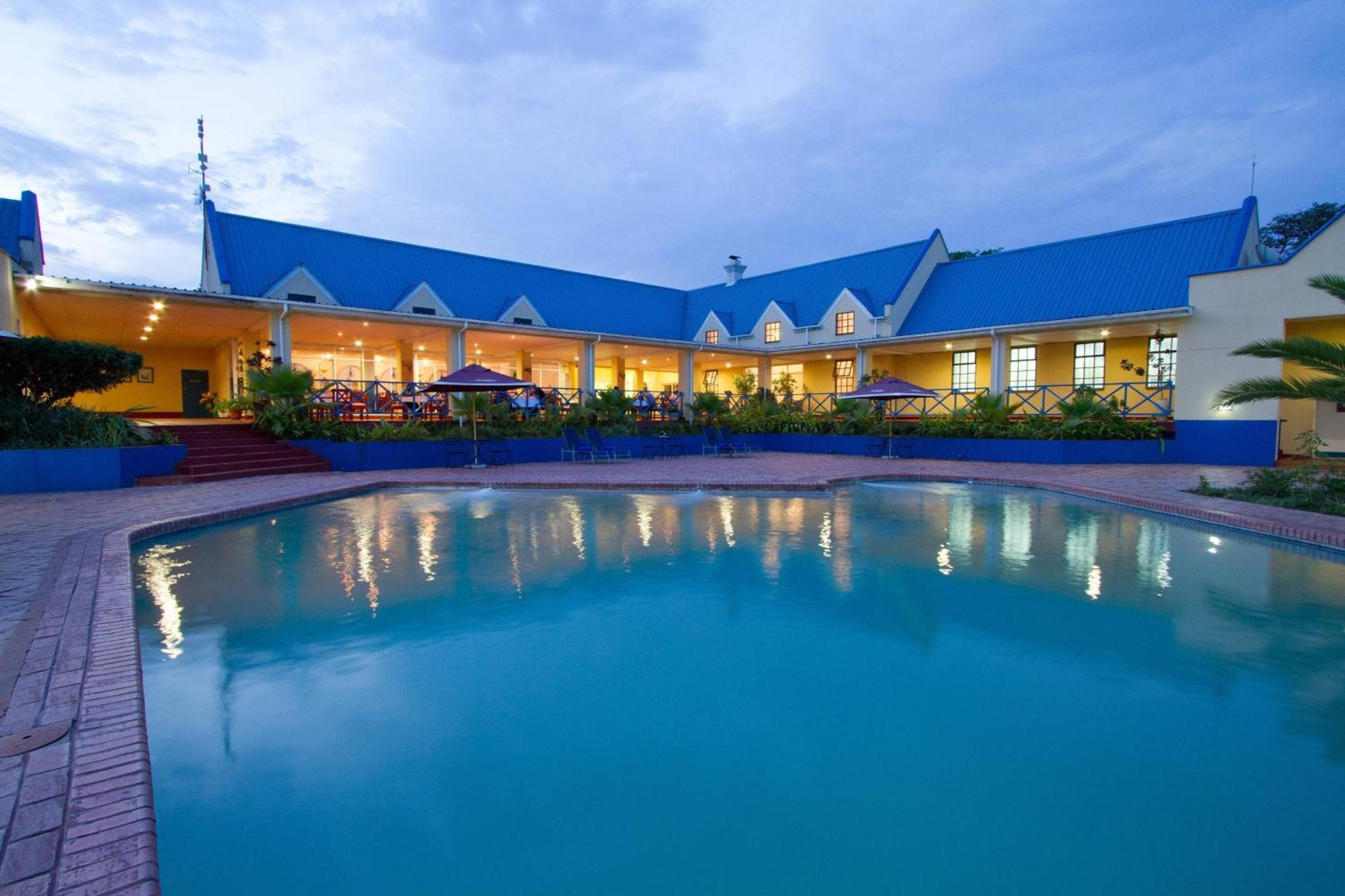 Protea Hotel By Marriott Чингола Екстериор снимка